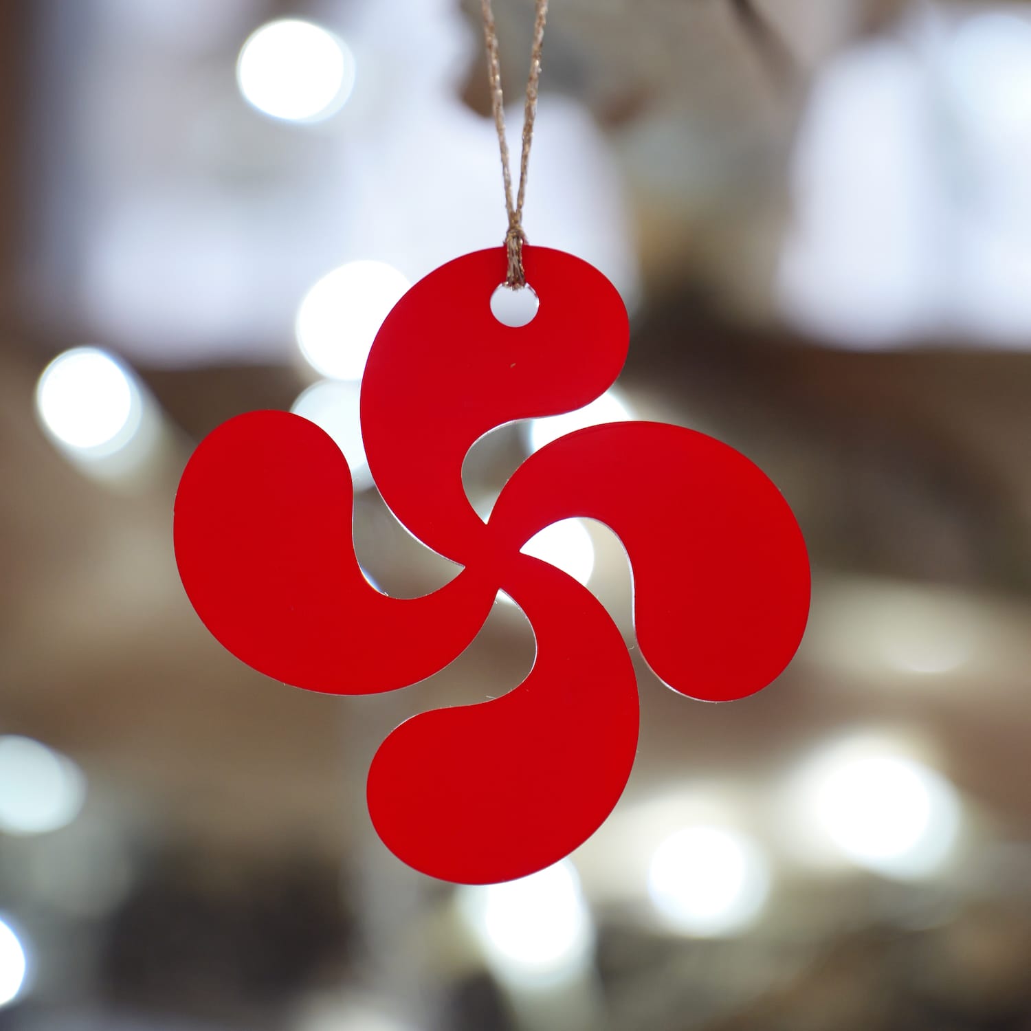 Boule Noël grand croix Basque Rouge